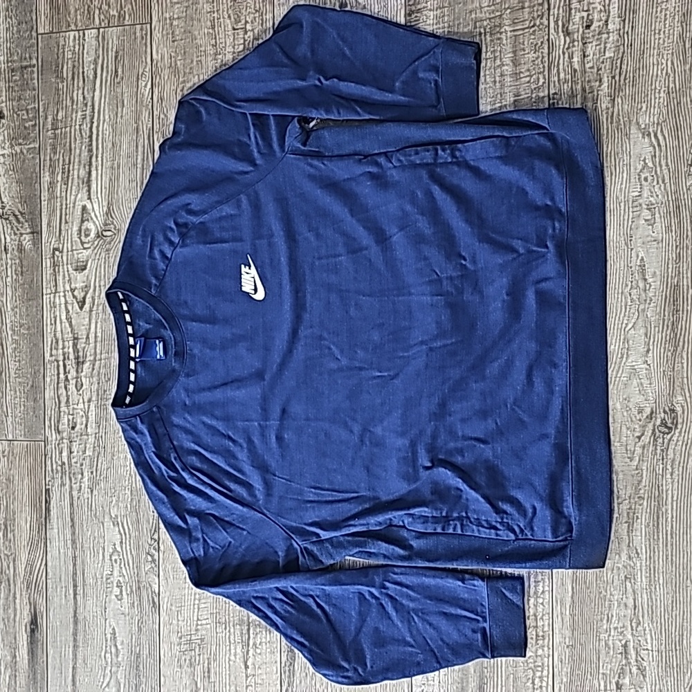 Nike Longsleeve Pullover Sweatshirt